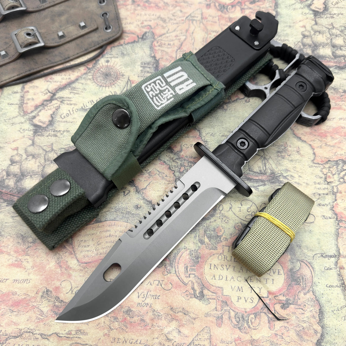 Multifunctional Knife, Essential for Wilderness Survival, Non-Slip Handle, Comes with Sheath, Recommended Gift for Men